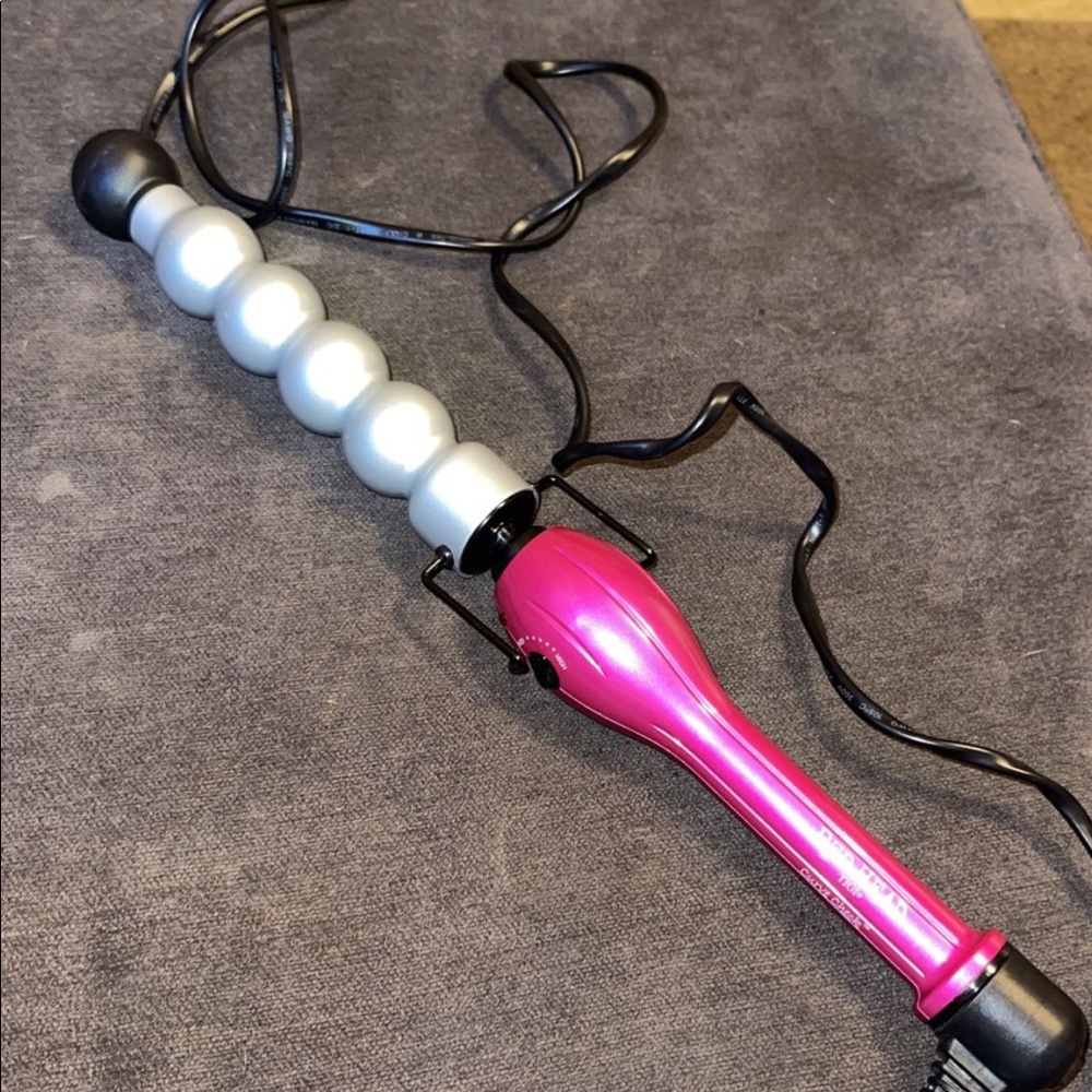 Bed Head Curling Wand- Never been used.